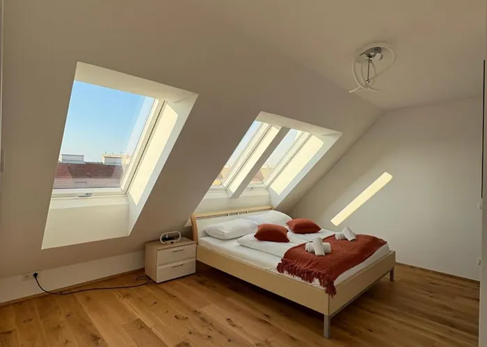 Feelhome-terrasse-4 Gaeste-wifi *